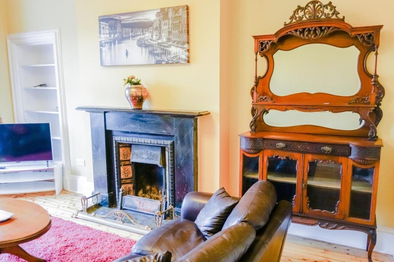 Newly Furnished 2 Bedroom Apartment On Leith Walk Единбург Екстер'єр фото